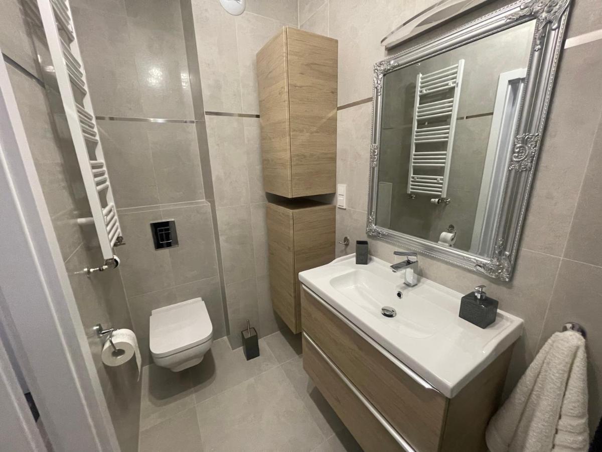 Apartament Luna Baltic Marina Residence Kolobrzeg Bagian luar foto